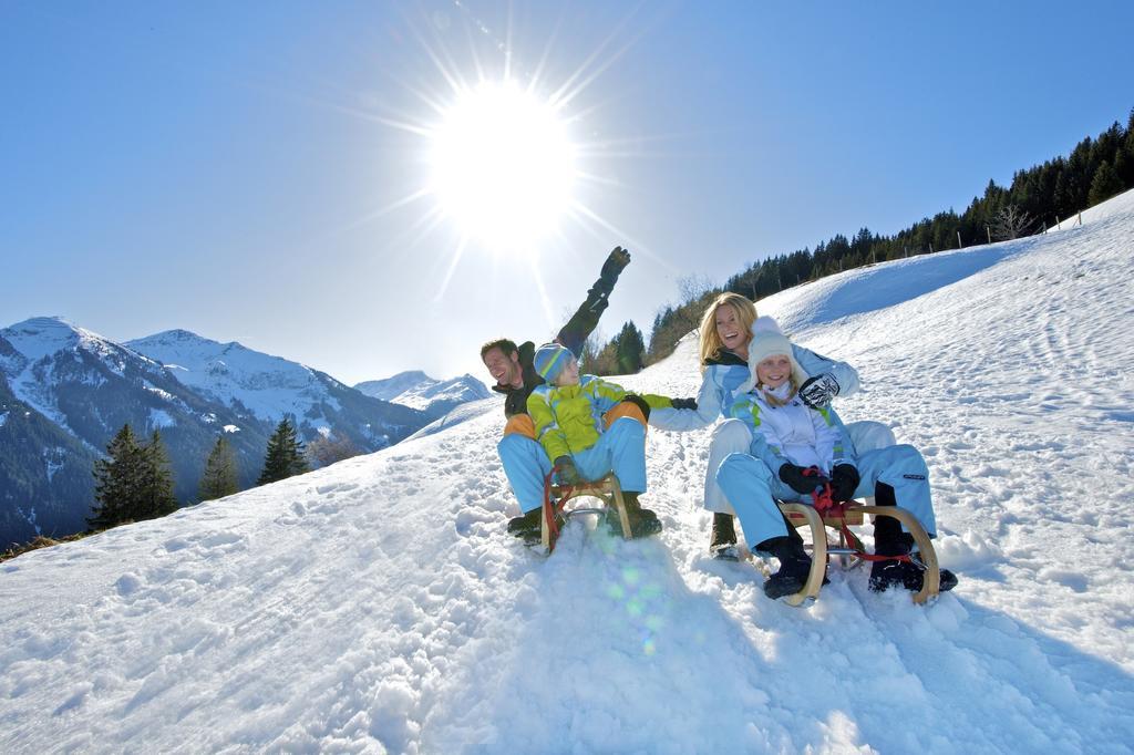 Khách sạn Johanneshof - Dein Mountain Wohlfuehlhotel Saalbach-Hinterglemm