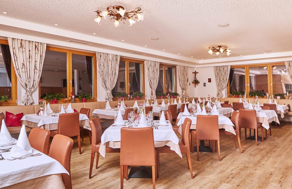 Khách sạn Johanneshof - Dein Mountain Wohlfuehlhotel